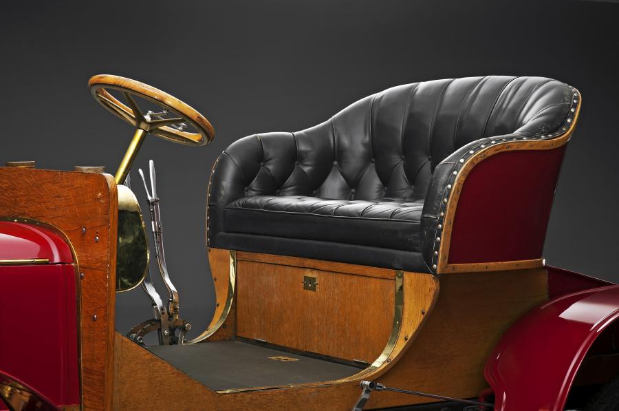 Интерьер Laurin & Klement Model A 1905 года  (фото 10 из 18)